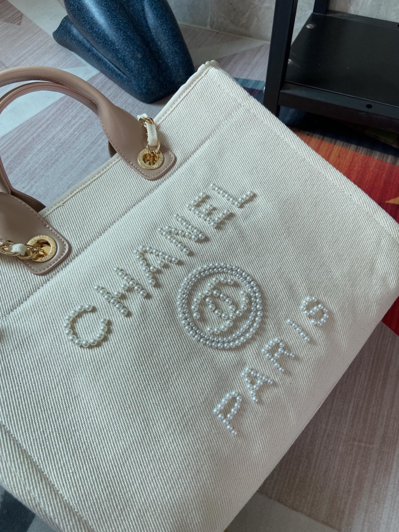 Ch**el shopping bags